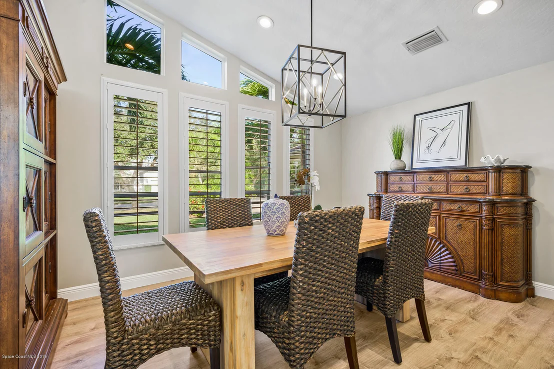 Photo of 393 Peregrine Drive