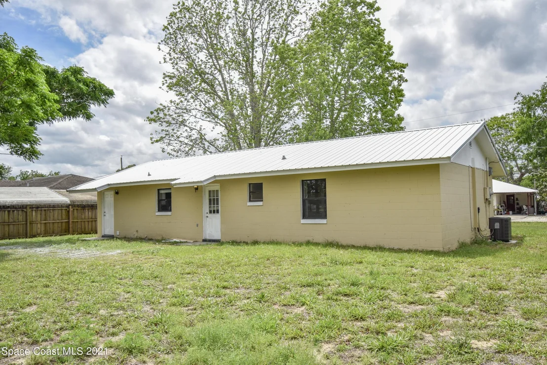 Photo of 2169 Rudge Drive