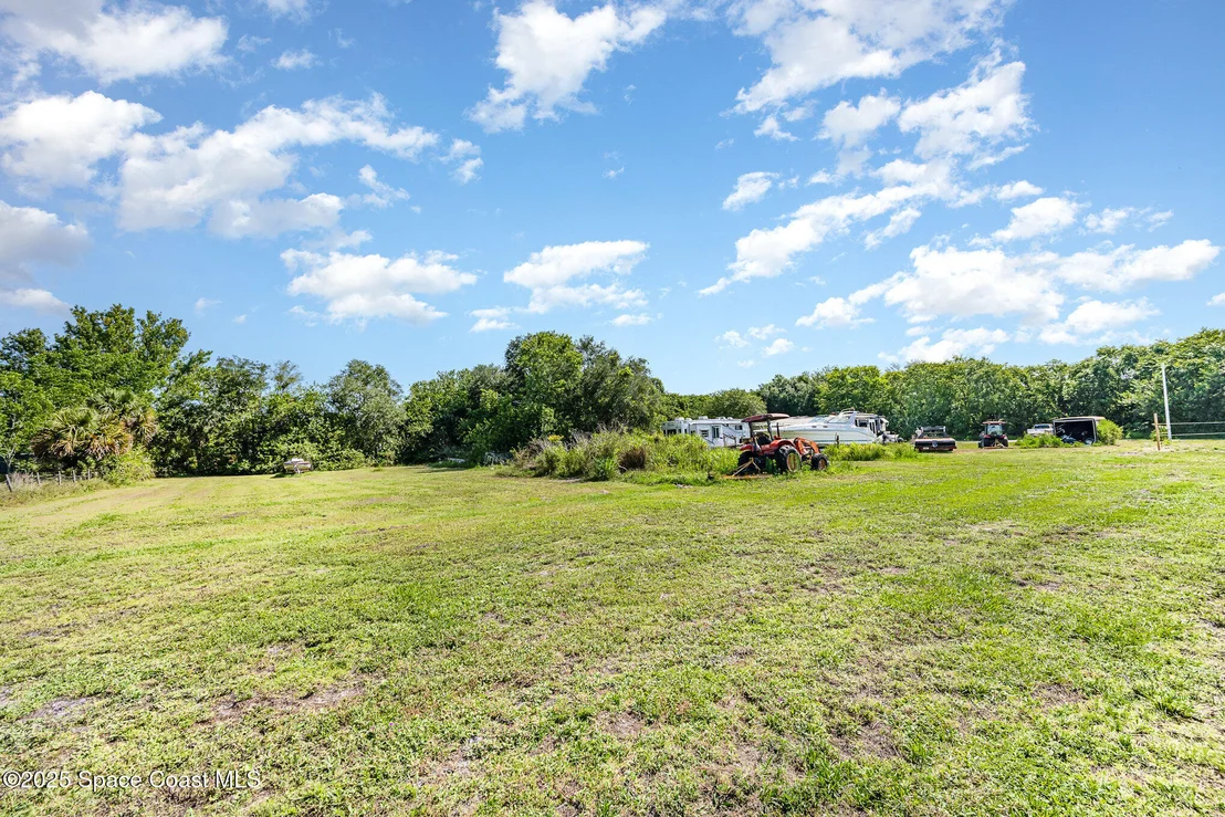 Photo of 2675 Brockett Road