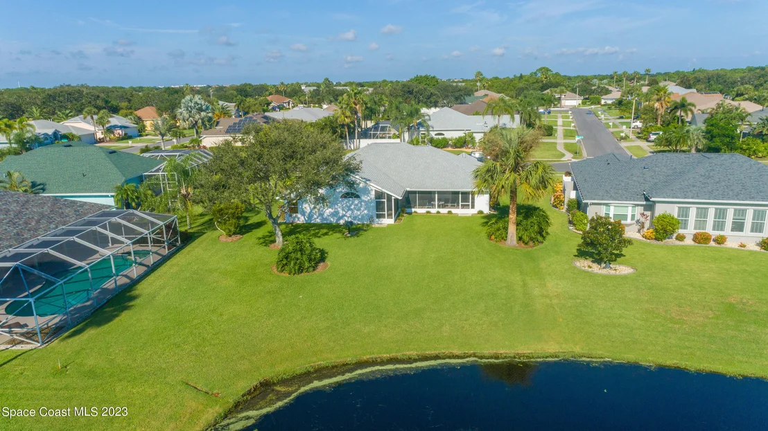 Photo of 5621 Herons Landing Drive
