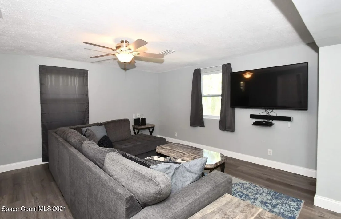Photo of 2317 Saint Swithin Lane