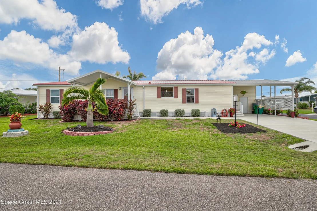 Photo of 7697 Fox Hunter Circle