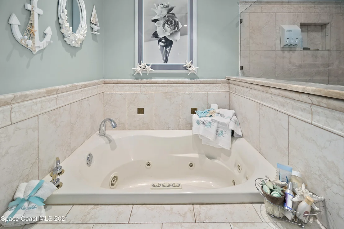 Photo of 432 Cardinal Drive