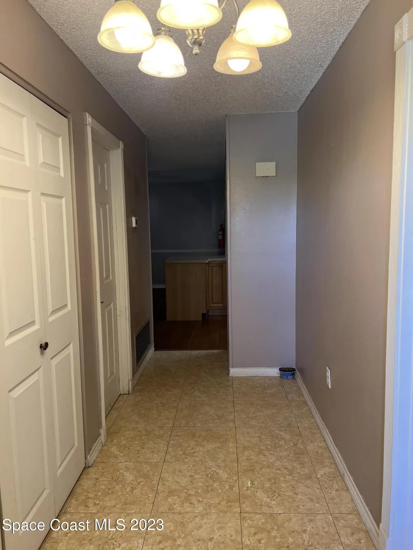Photo of 3522 E Roundtree Drive