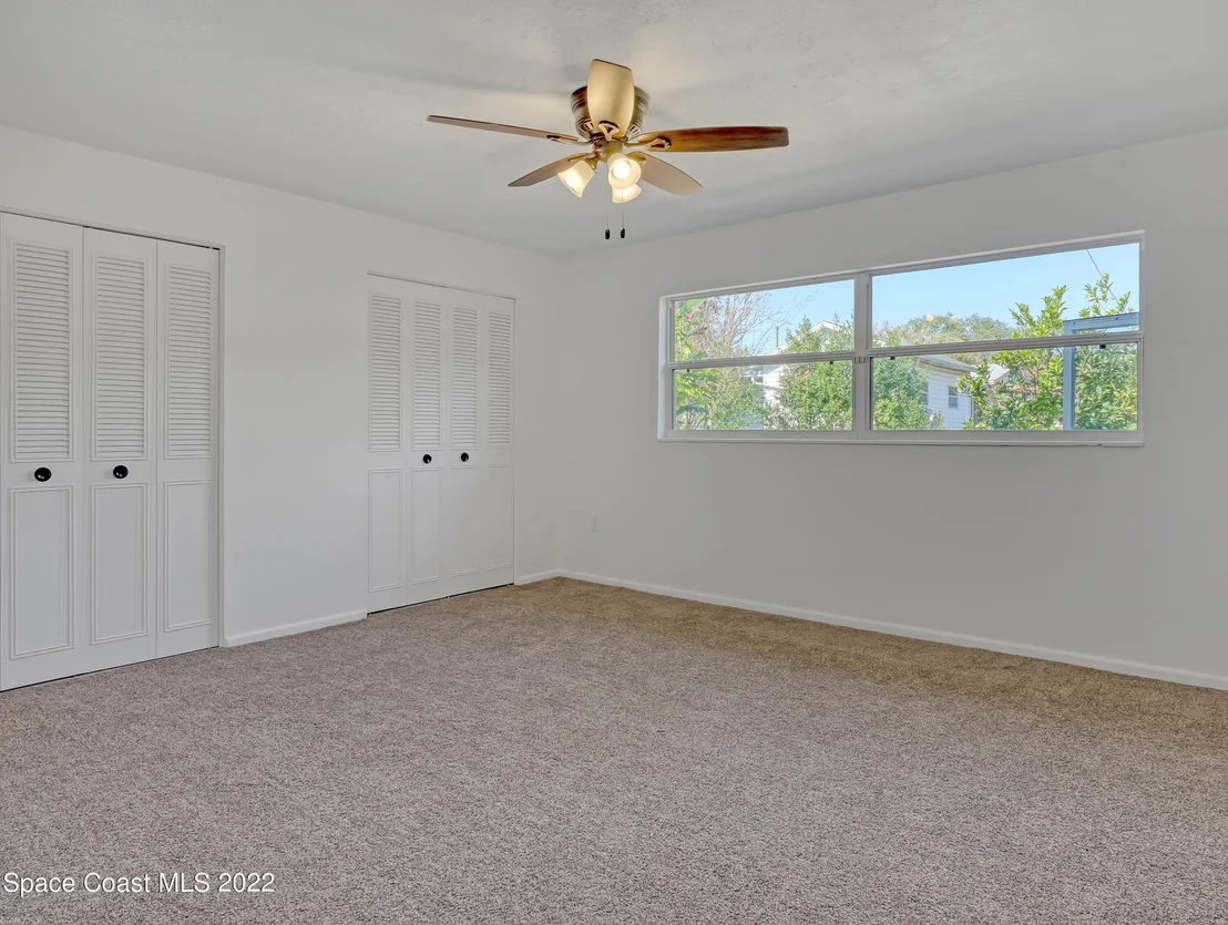Photo of 800 Forest Road
