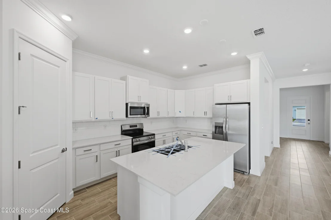 Photo of 923 Veronese Place NW