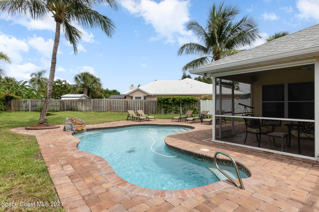 Photo of 243 Peregrine Drive