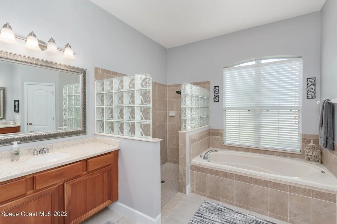 Photo of 3960 Waterford Drive