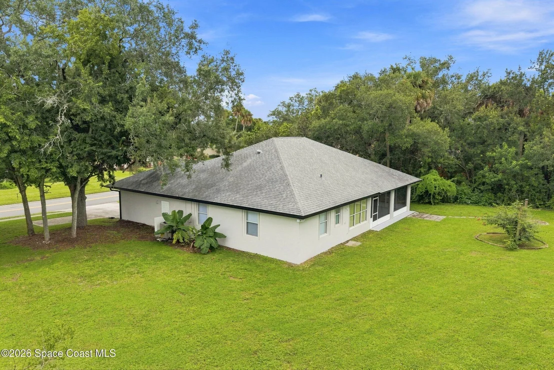 Photo of 1150 Meadowbrook Road NE