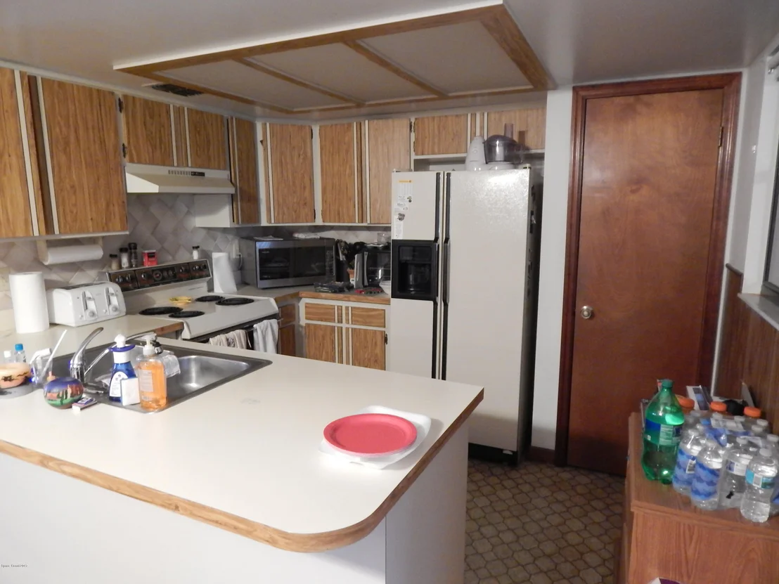 Photo of 6050 Anne Avenue