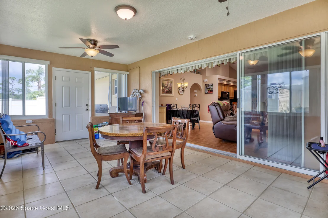 Photo of 3975 Tangle Drive