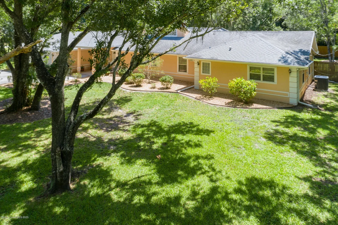 Photo of 2125 Linrose Lane
