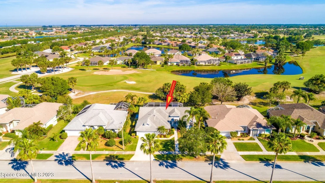 Photo of 2398 Golf Vista Boulevard