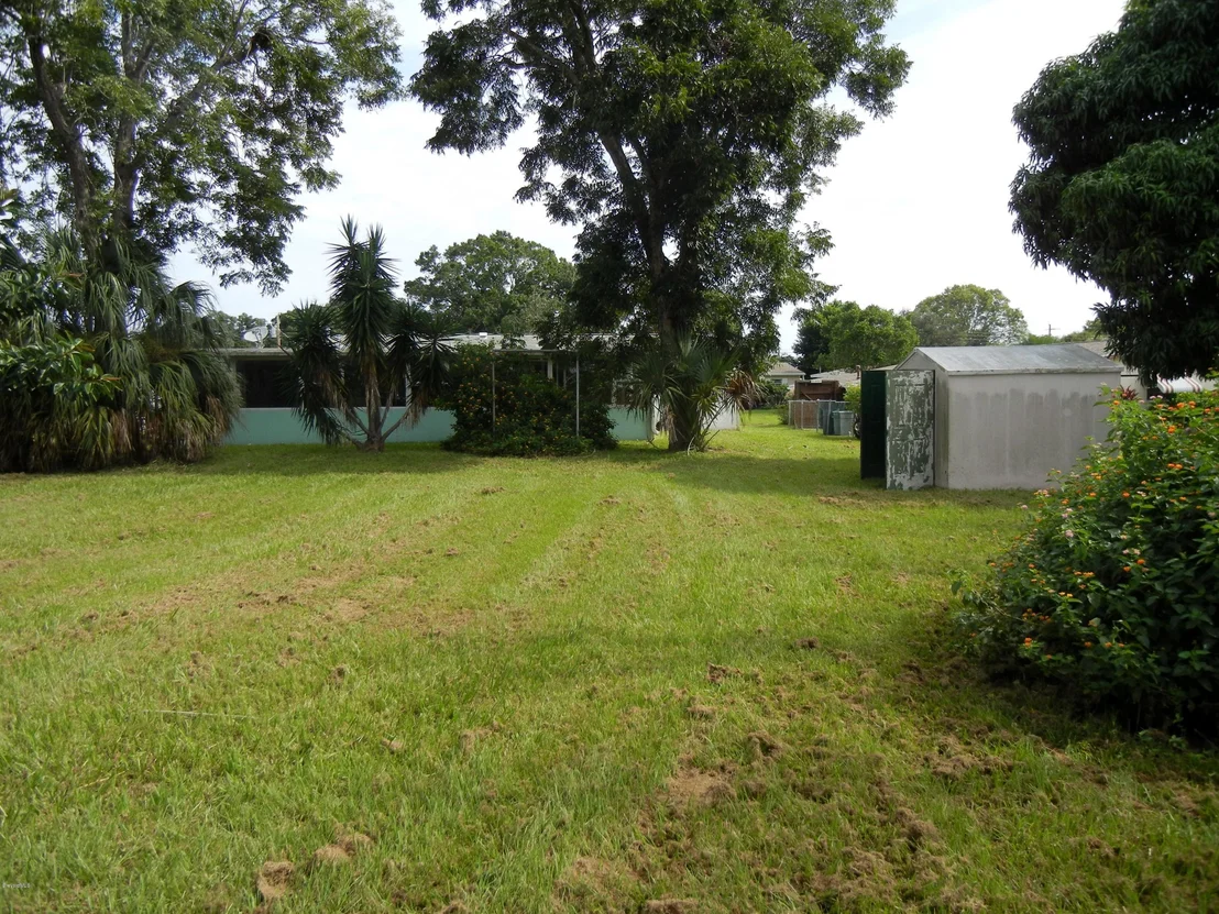 Photo of 2425 Allan Adale Road