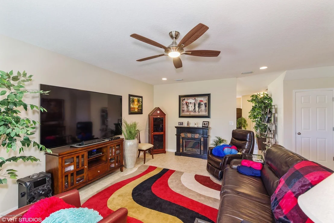 Photo of 520 Trymore Drive SE