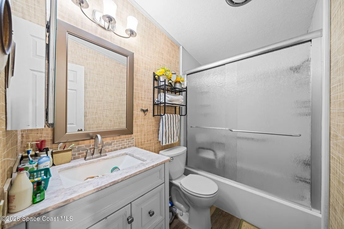 Photo of 602 N Dolphin Circle
