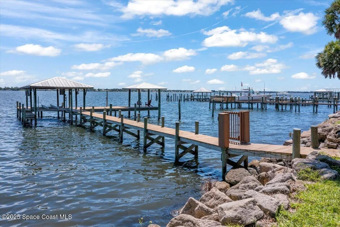 Photo of 607 Rockledge Drive