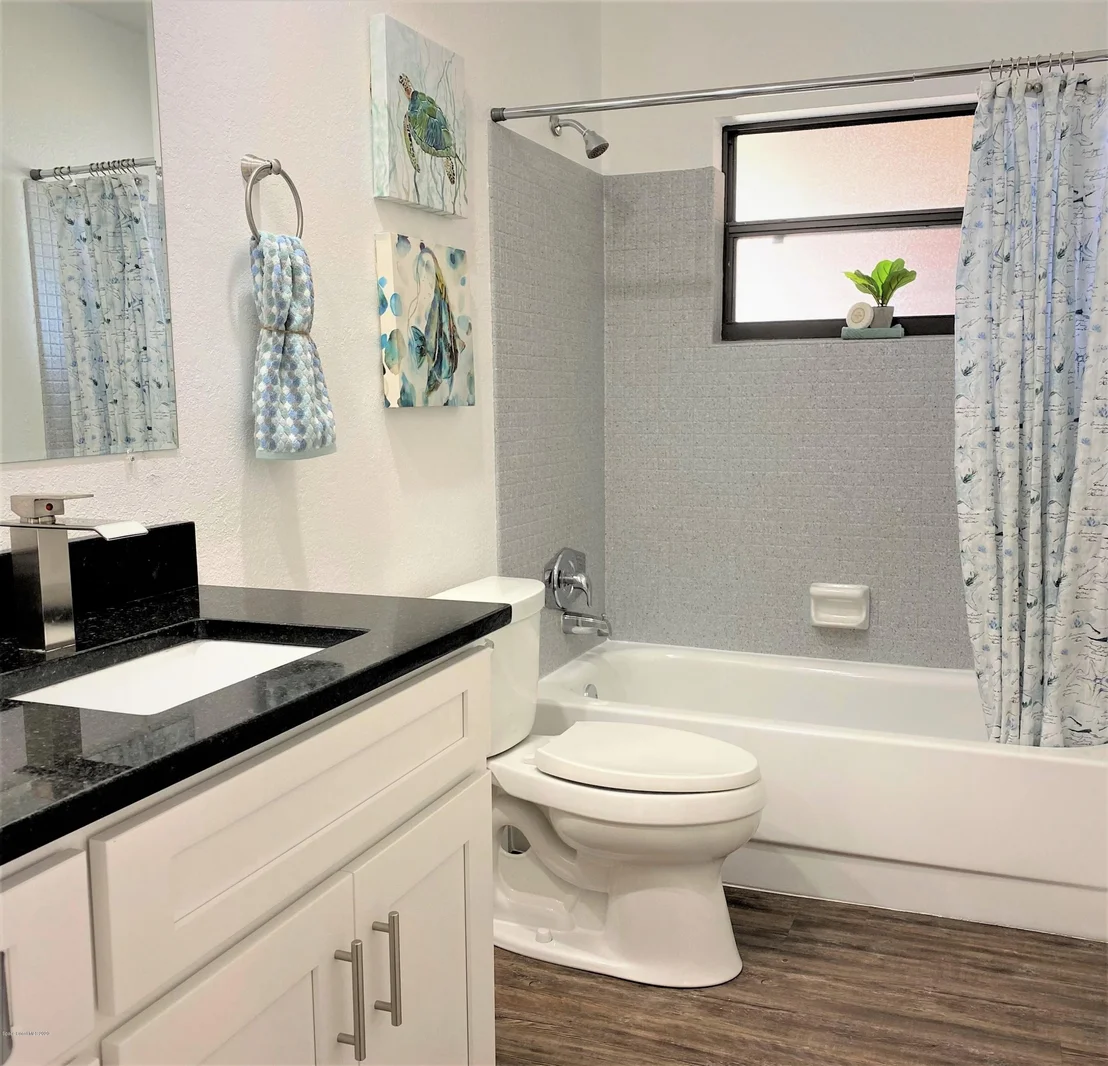 Photo of 953 Brewster Lane