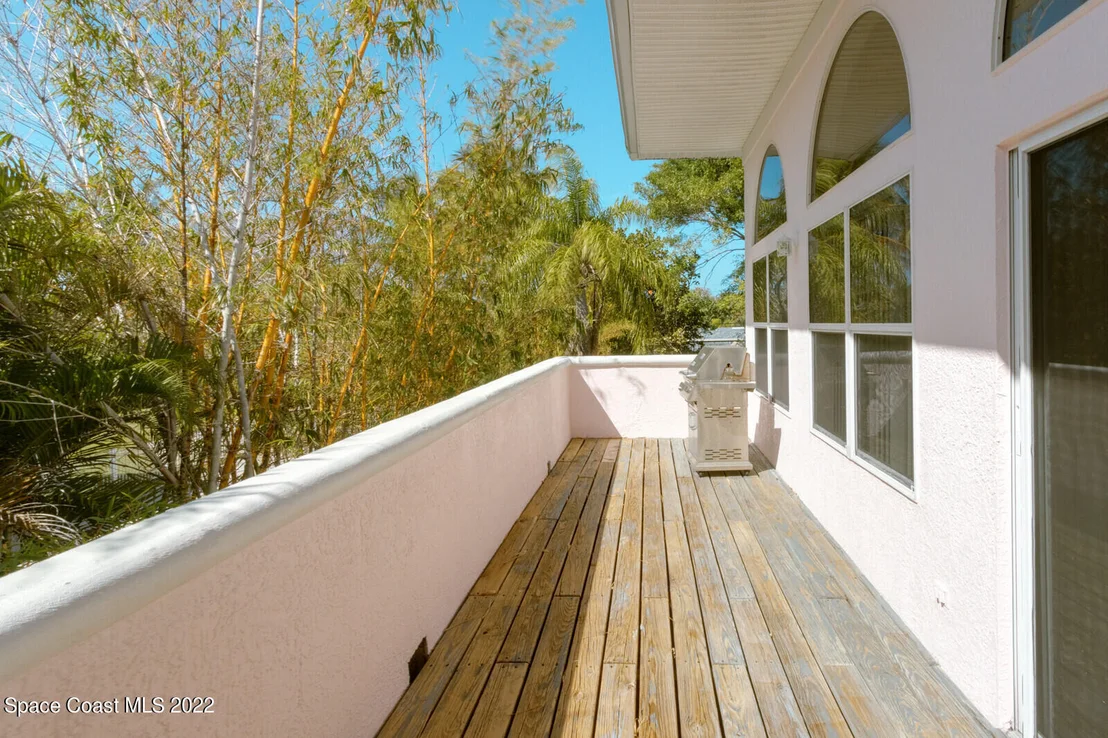 Photo of 536 Sunset Boulevard
