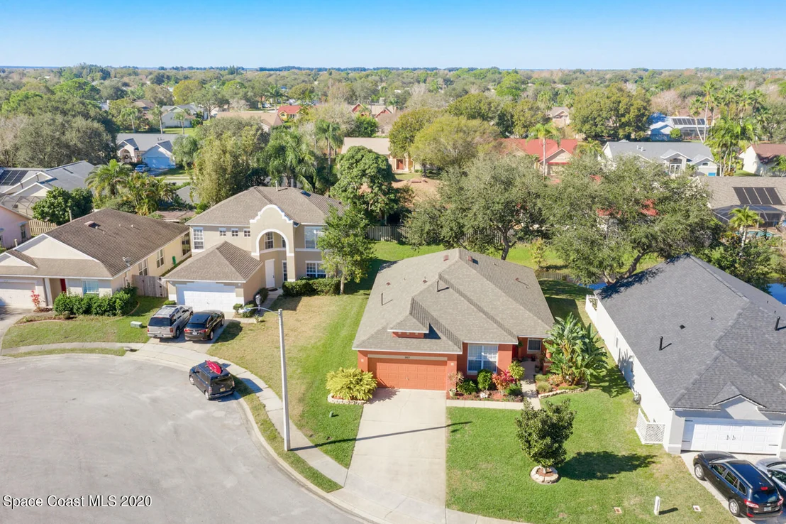 Photo of 957 Riviera Point Drive
