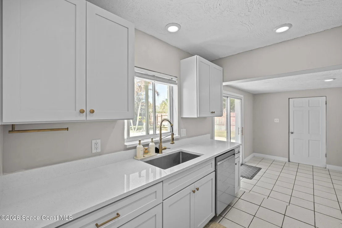 Photo of 736 Ballard Drive