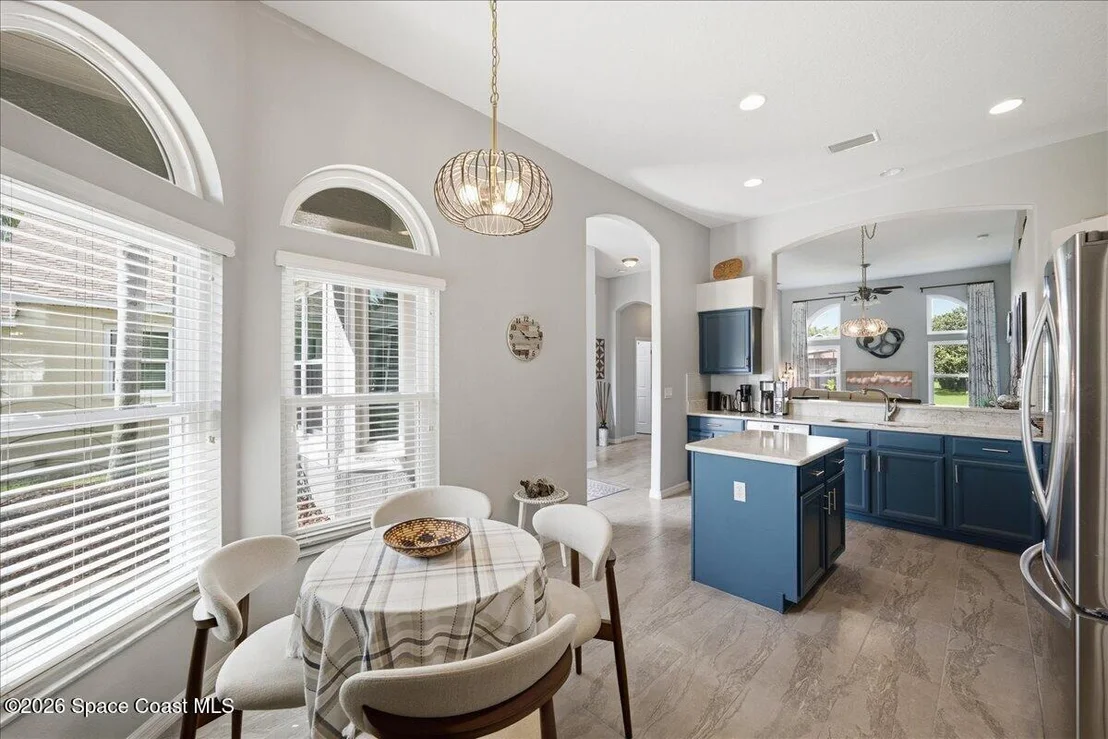 Photo of 4570 Portage Trail