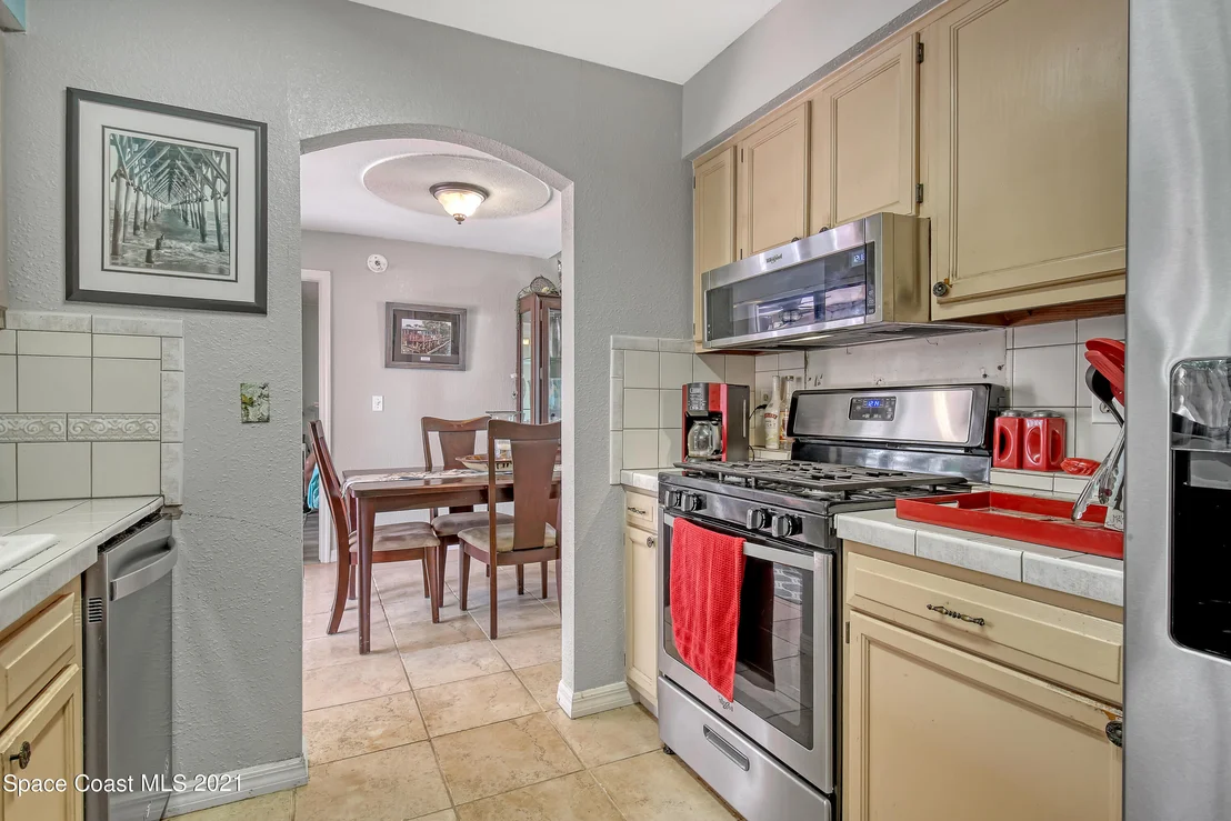 Photo of 817 Jasmine Drive