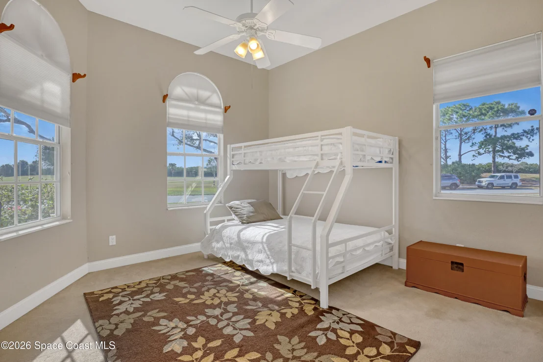 Photo of 2410 Golf Vista Boulevard