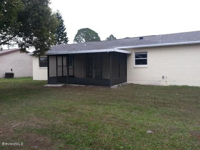 Photo of 6790 Sandhill Drive