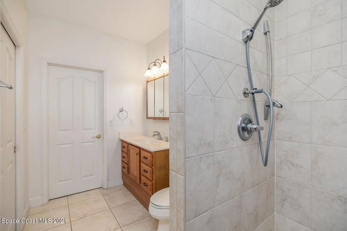 Photo of 1397 Miller Street NE