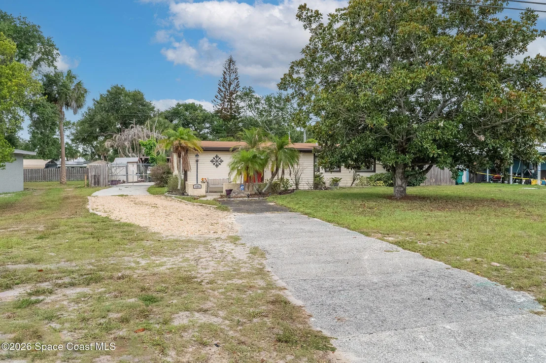 Photo of 986 Sarno Road