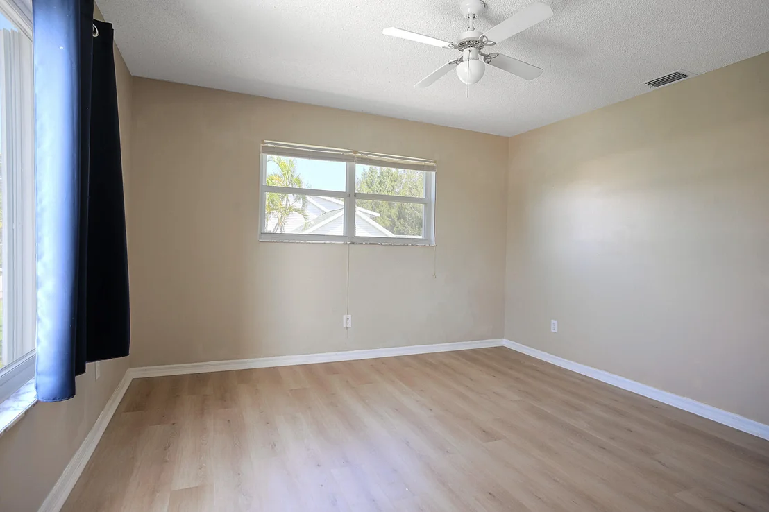 Photo of 332 Nikomas Way