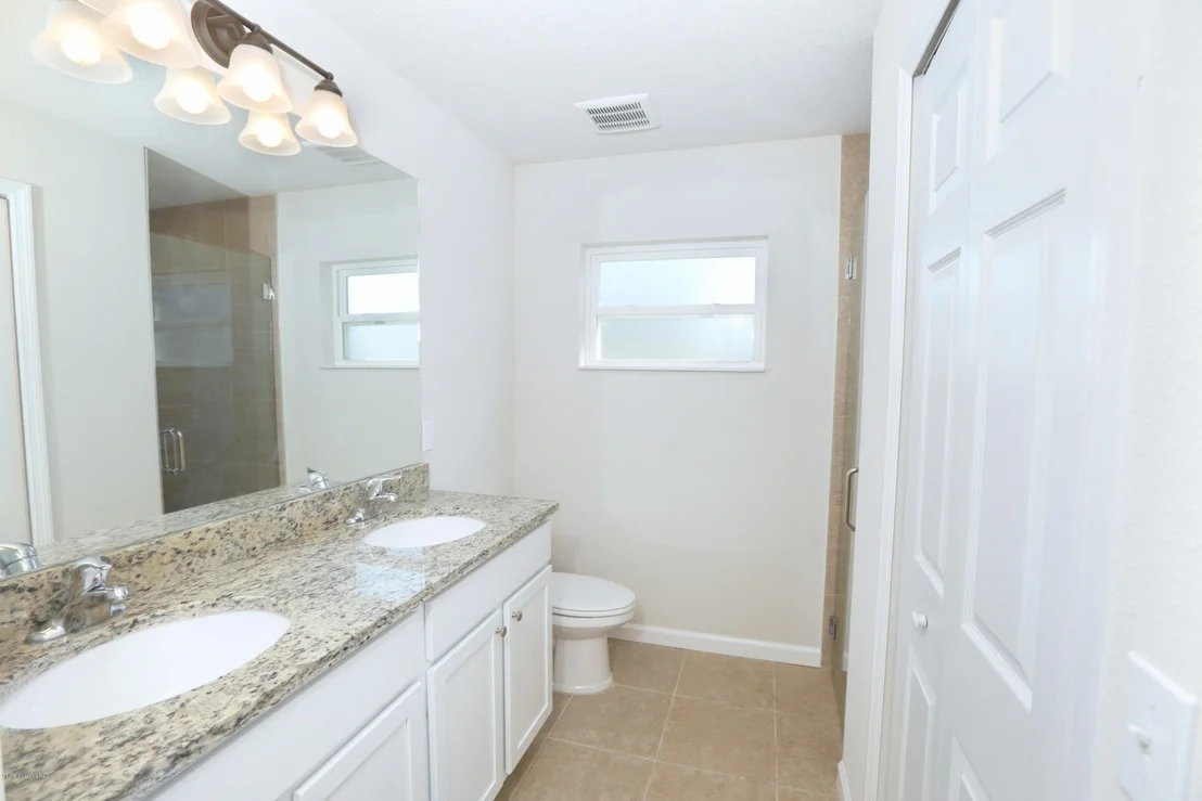 Photo of 1649 Talbott Street SE