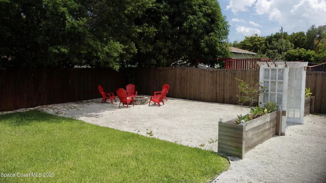 Photo of 17416 Thrush Drive