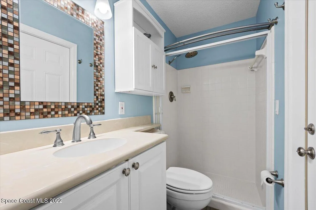 Photo of 749 Badger Drive NE