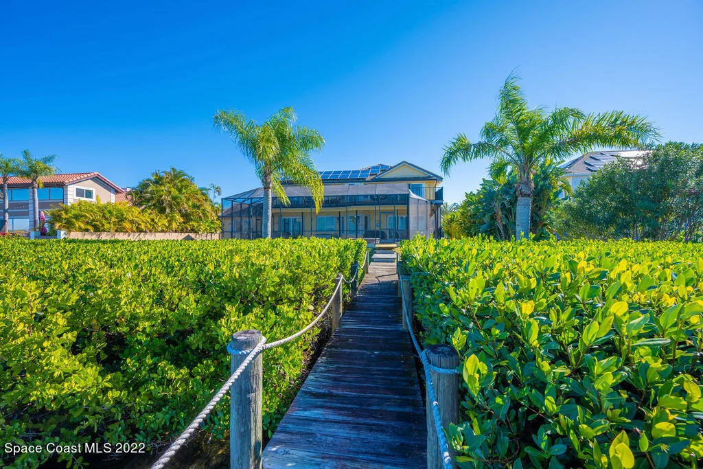 Photo of 460 Lanternback Island Drive