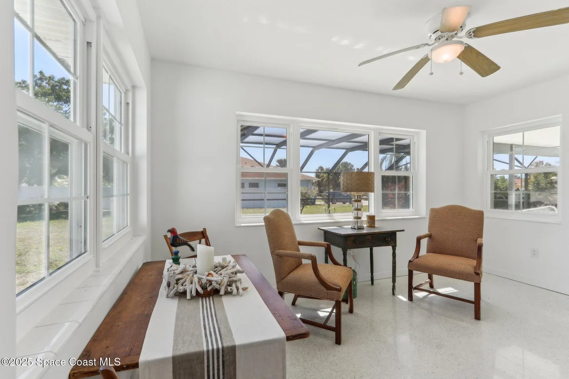 Photo of 231 5th Avenue