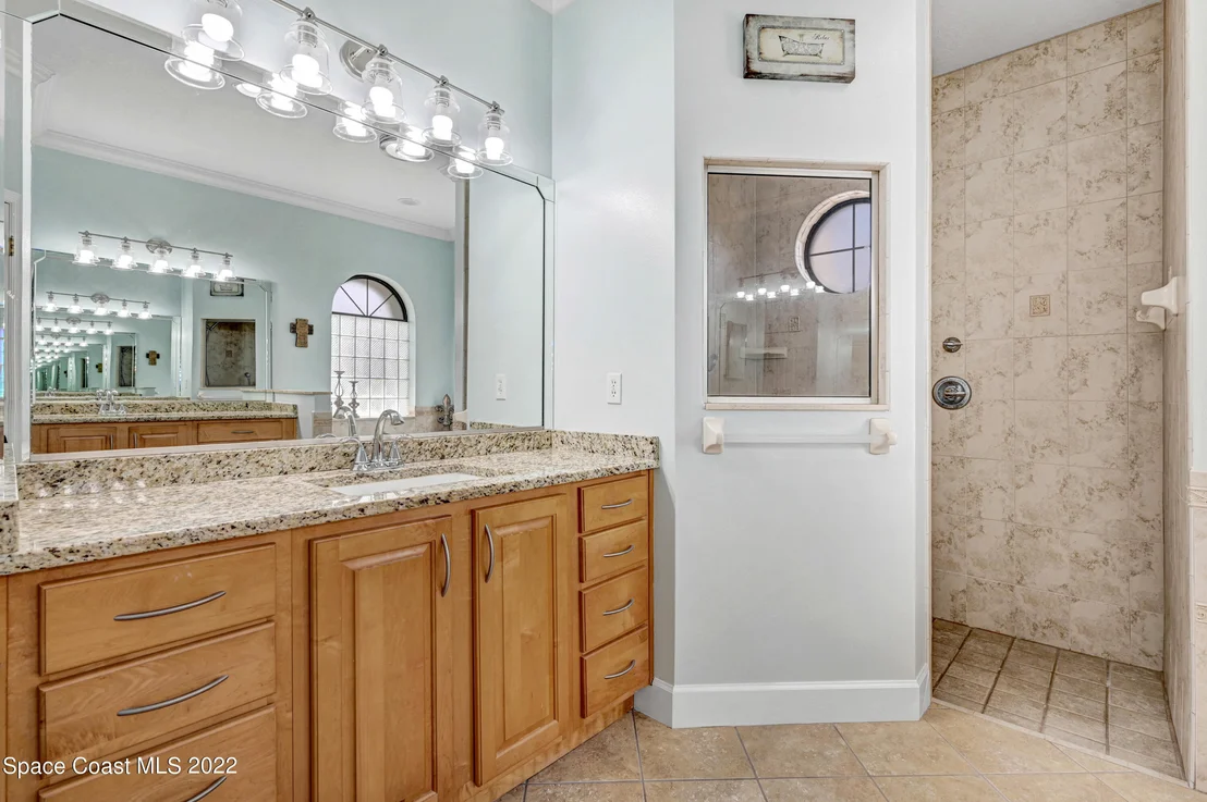 Photo of 903 Bluegrass Lane