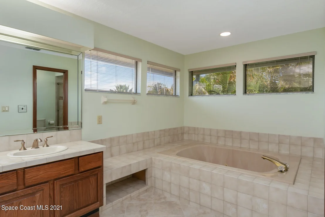 Photo of 890 Kerry Downs Circle