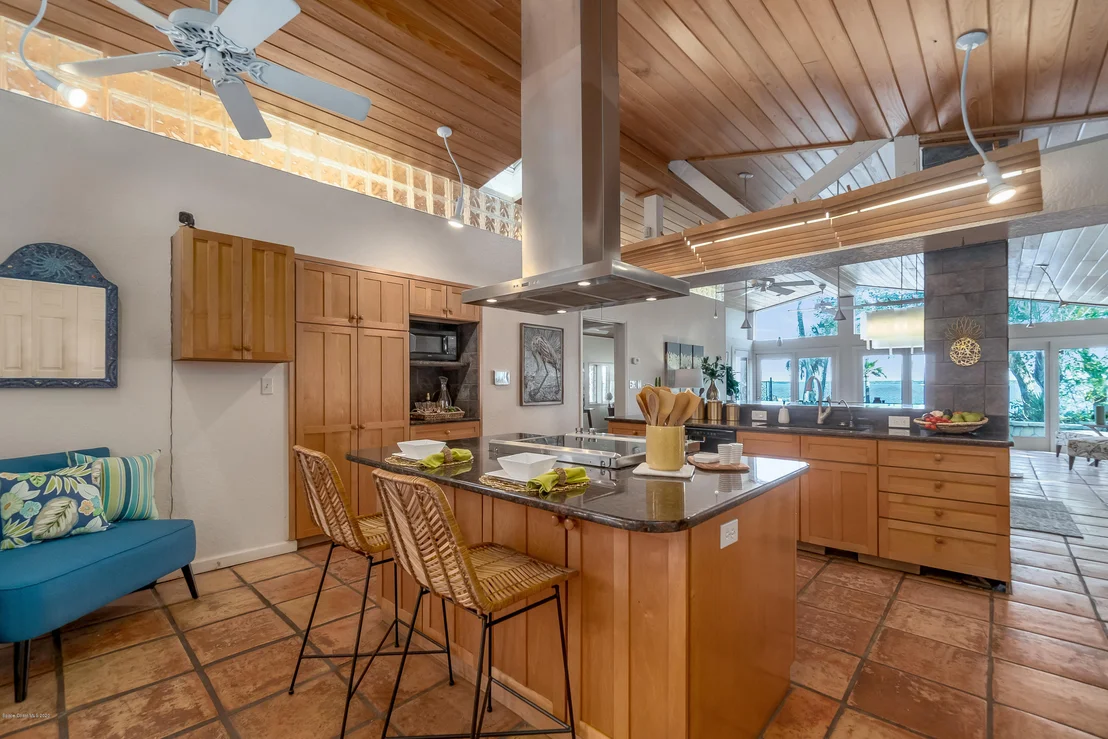 Photo of 4445 N Indian River Drive
