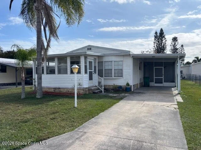 Photo of 960 Cashew Circle