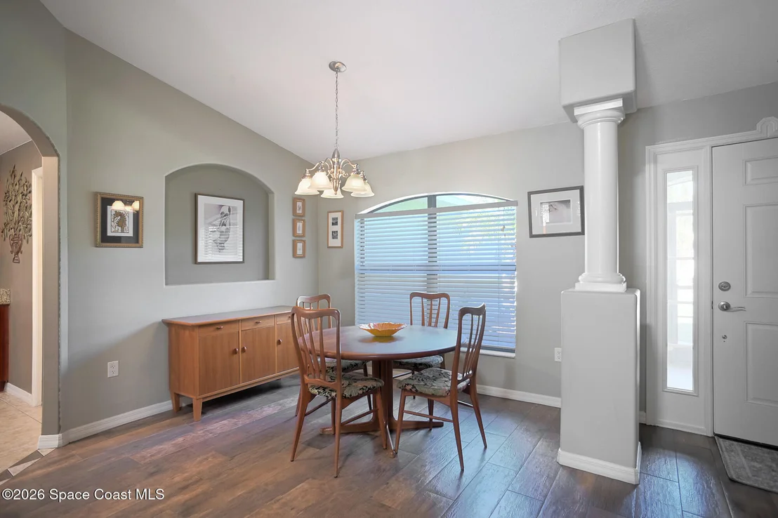 Photo of 305 Pelican Drive