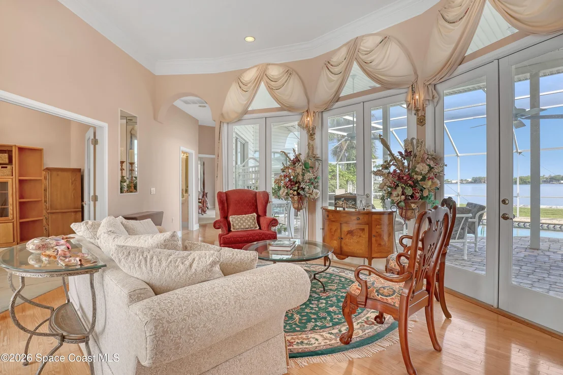 Photo of 1530 Bay Shore Drive