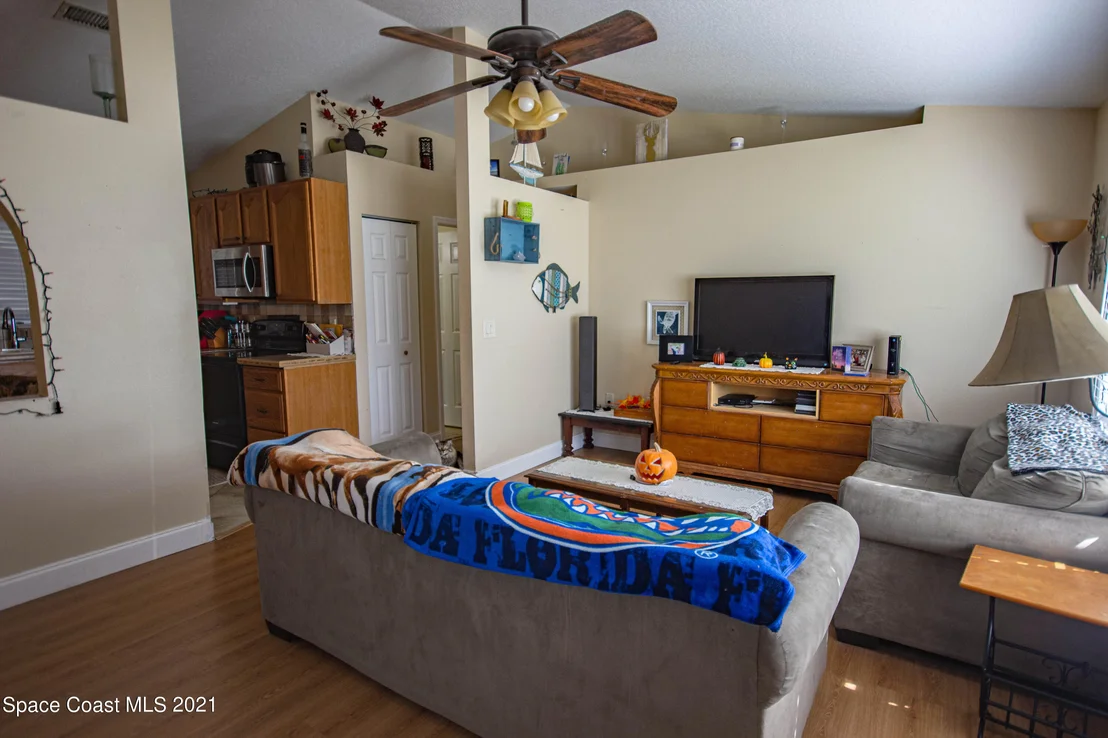 Photo of 4600 Curtis Boulevard