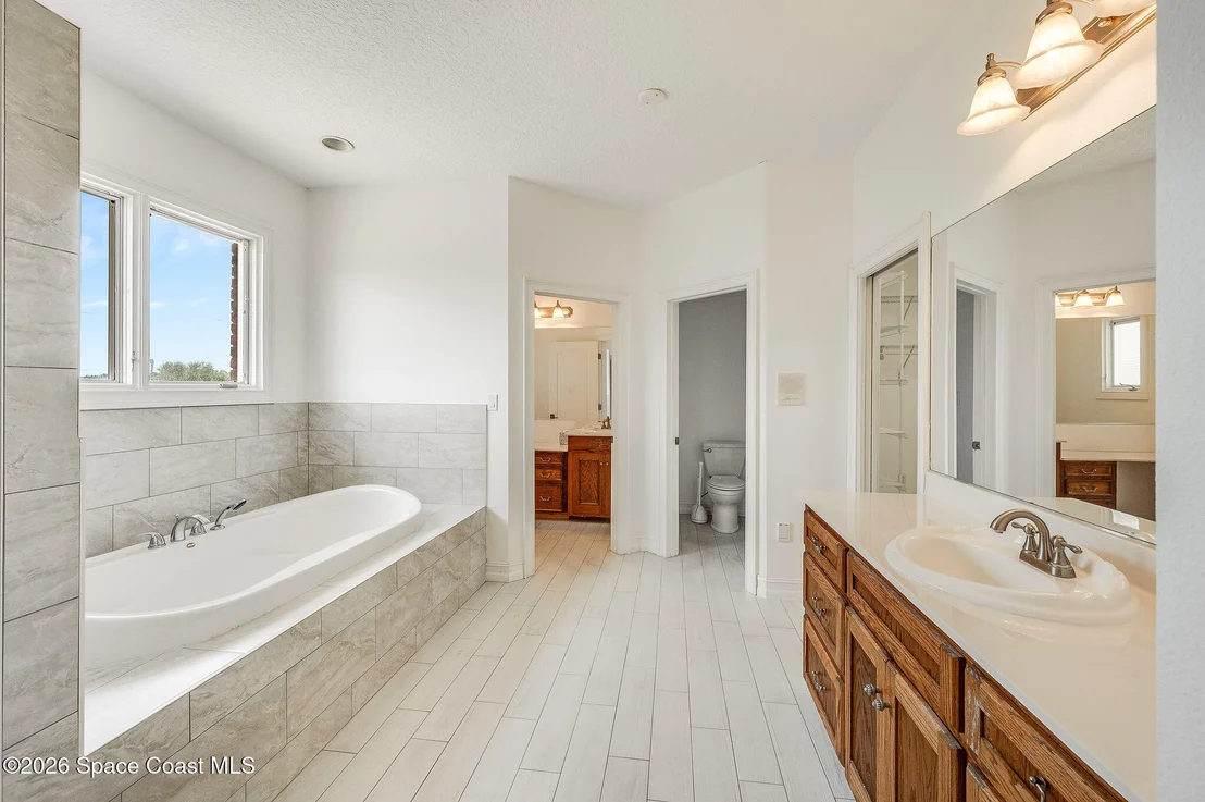 Photo of 2326 Holder Road