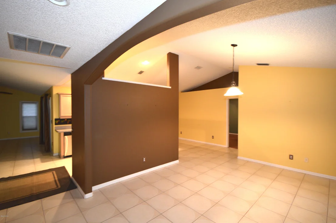 Photo of 1209 Meadow Lake Road