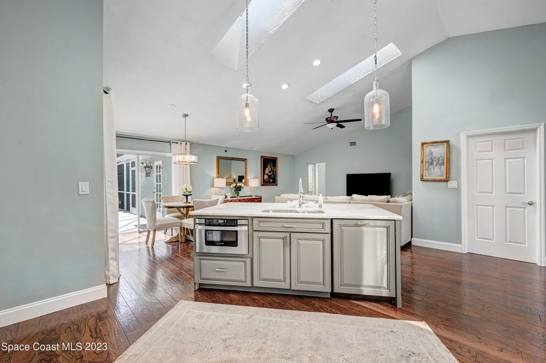 Photo of 817 Spanish Wells Drive