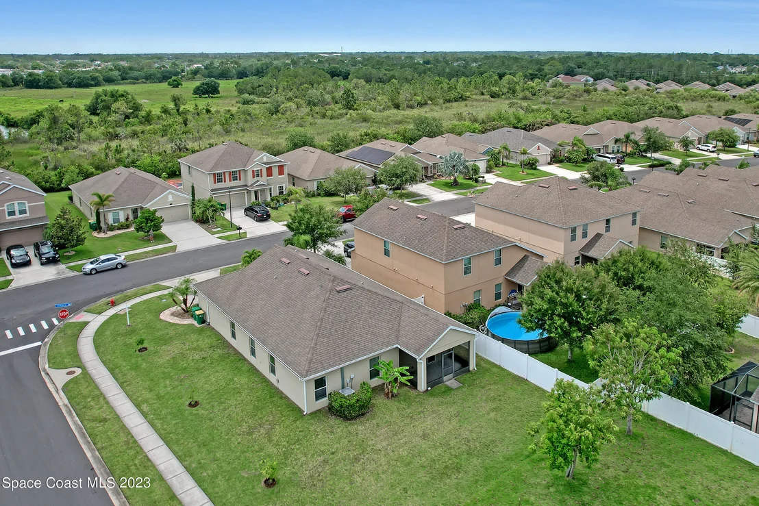 Photo of 1645 Litchfield Drive