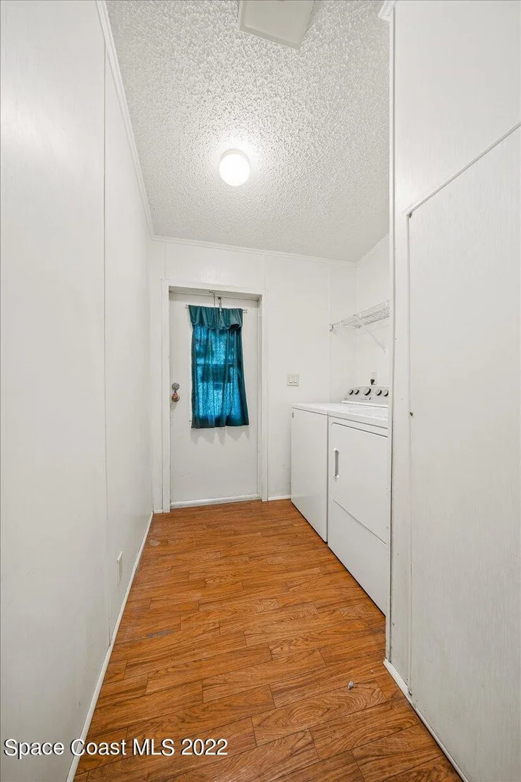 Photo of 3070 Milwaukee Avenue