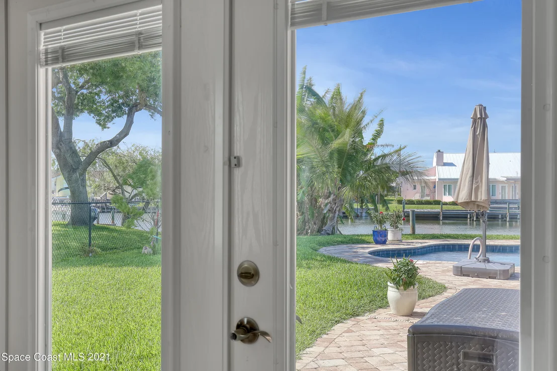 Photo of 227 Jamaica Drive